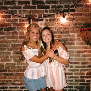 Meet your Posher, Lillian